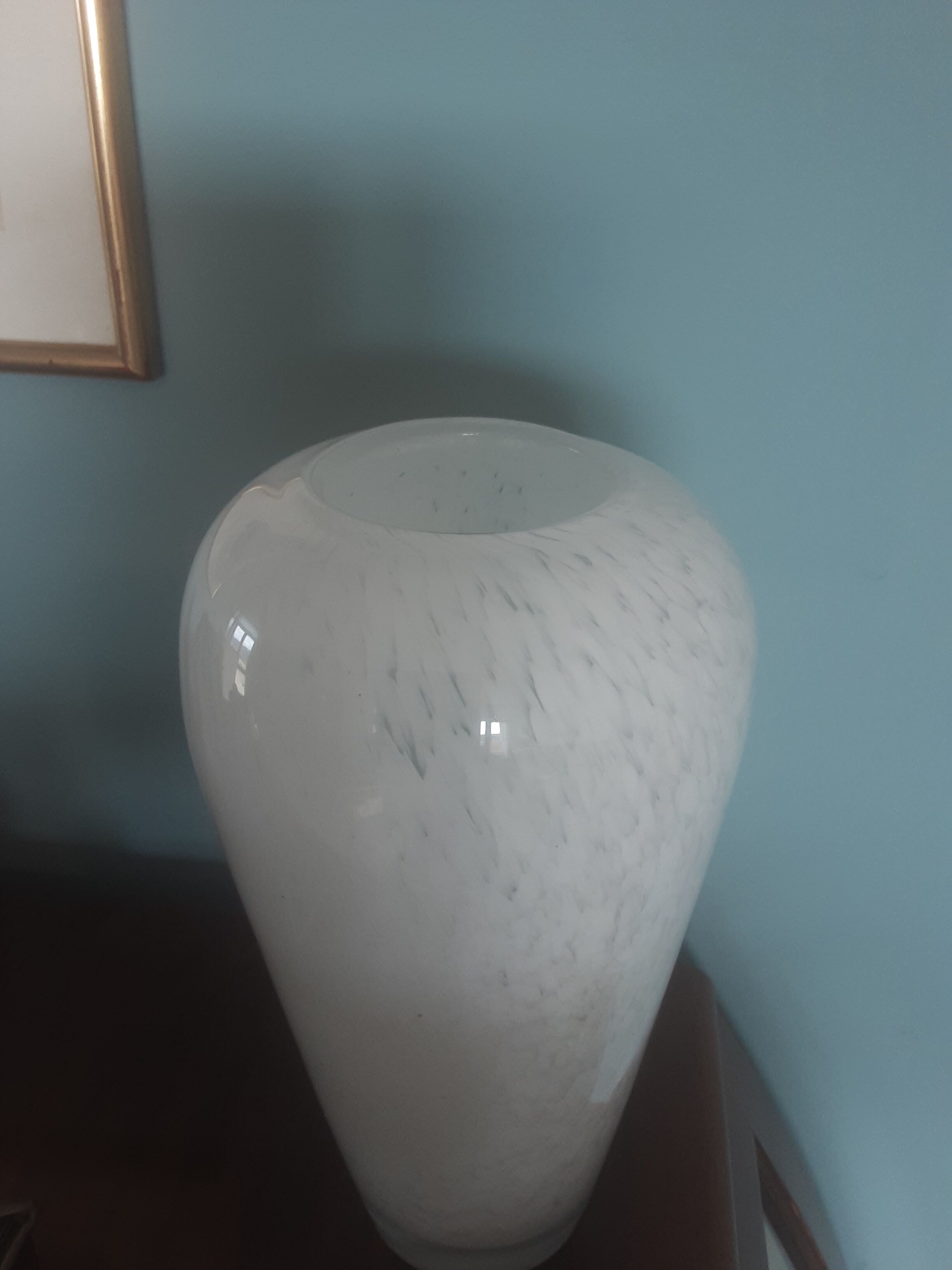 White Murano vase - year 80