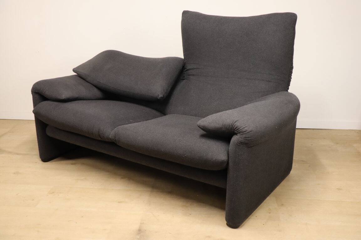 “Maralunga” sofa by Vico Magistretti for Cassina in tweed