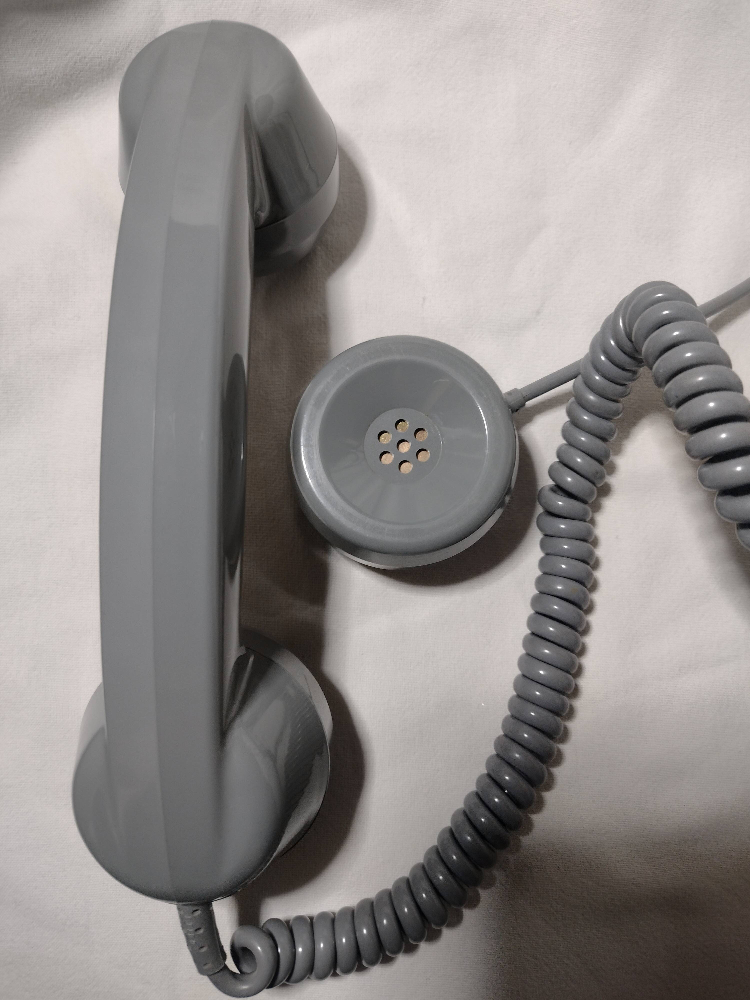 Vintage S63 Gray Rotary Dial Ptt Telephone