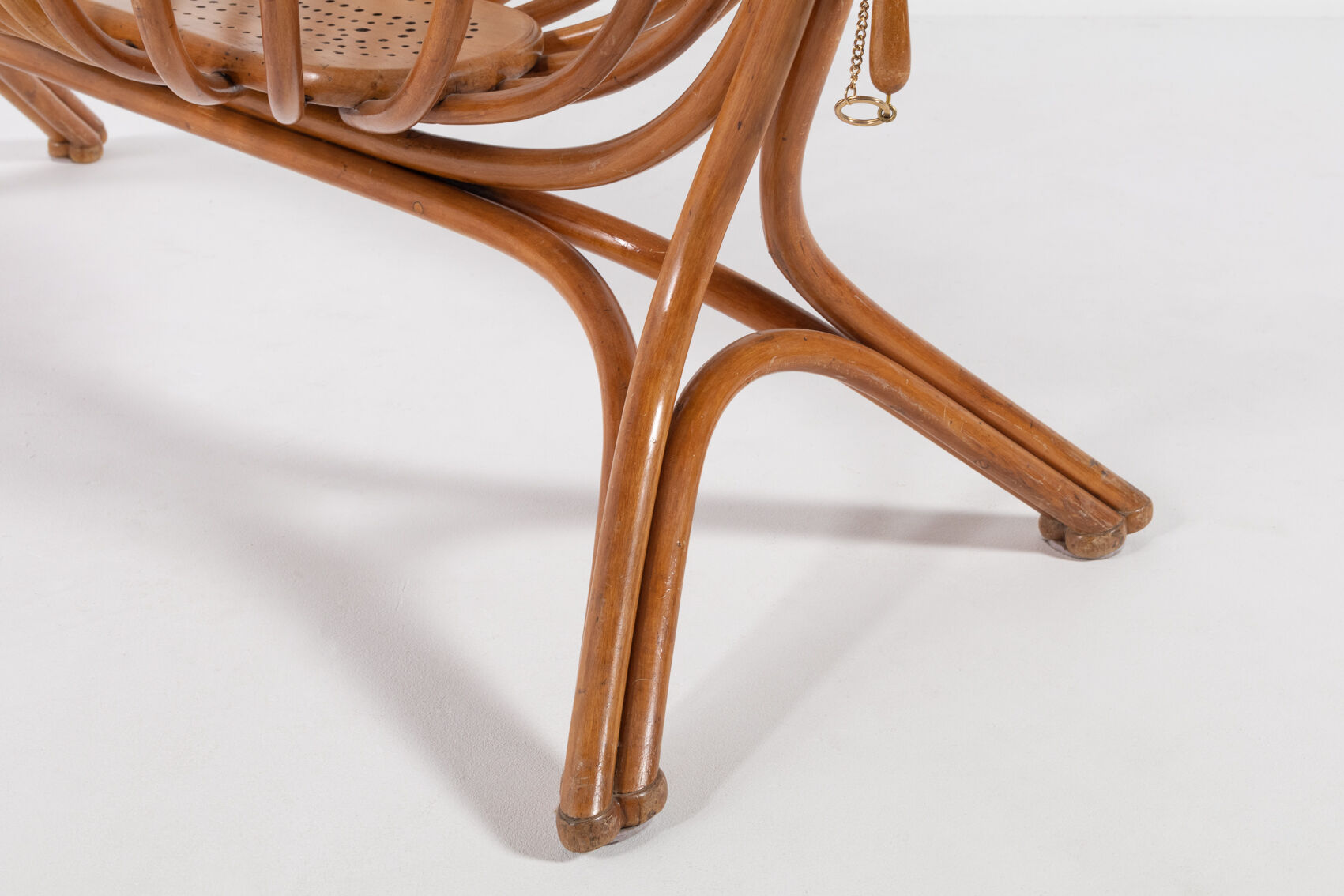 Baby cradle Thonet NR. 2