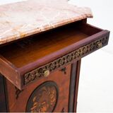Commode marquetée, Italie, milieu du XIXe siècle.