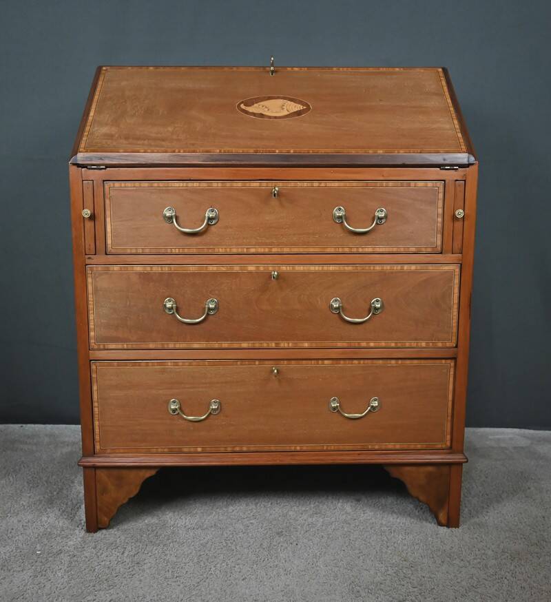 English Scriban in Mahogany – Early 20th Century