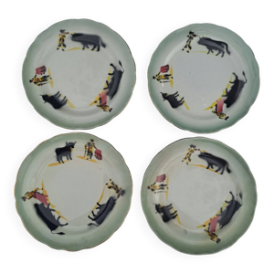 4 assiettes à dessert