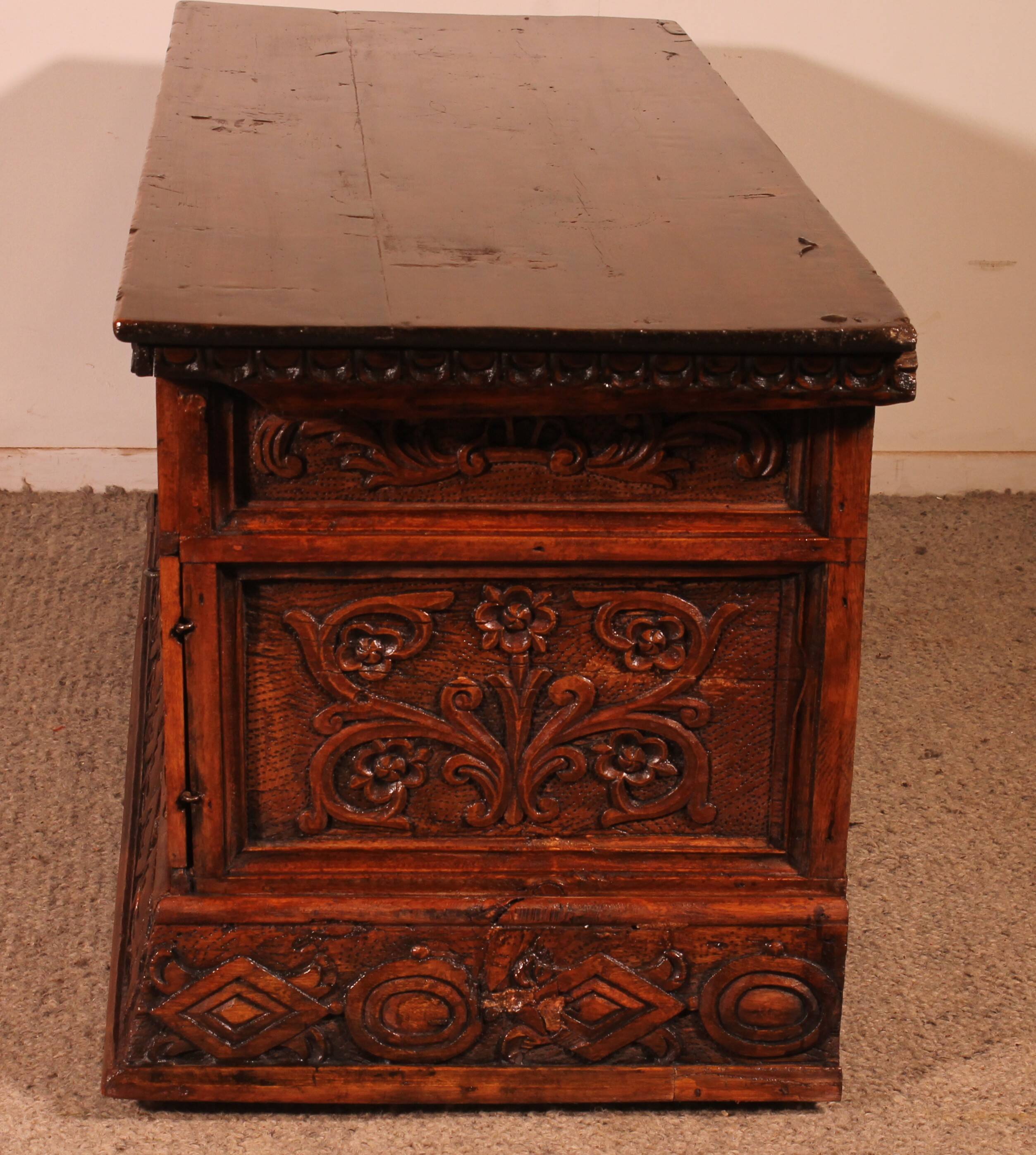 Catalan Chest from the 18th Century with a small door