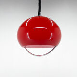 Suspension rouge et chromée du milieu du siècle par Harvey Guzzini pour Meblo Italie