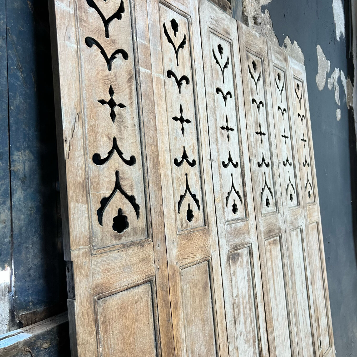 Old shutters in patinated chene