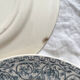 3 assiettes plates en terre de fer "Renaissance" Creil et Montereau