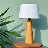 Elegant table lamp made of recycled solid wood for a warm and sustainable atmosphere "CÔNE"