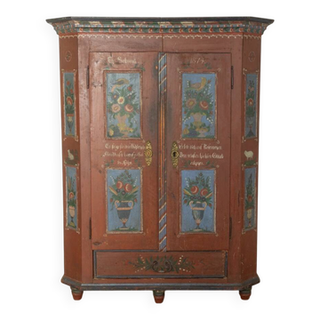 Antique farmhouse wardrobe from the 18th century