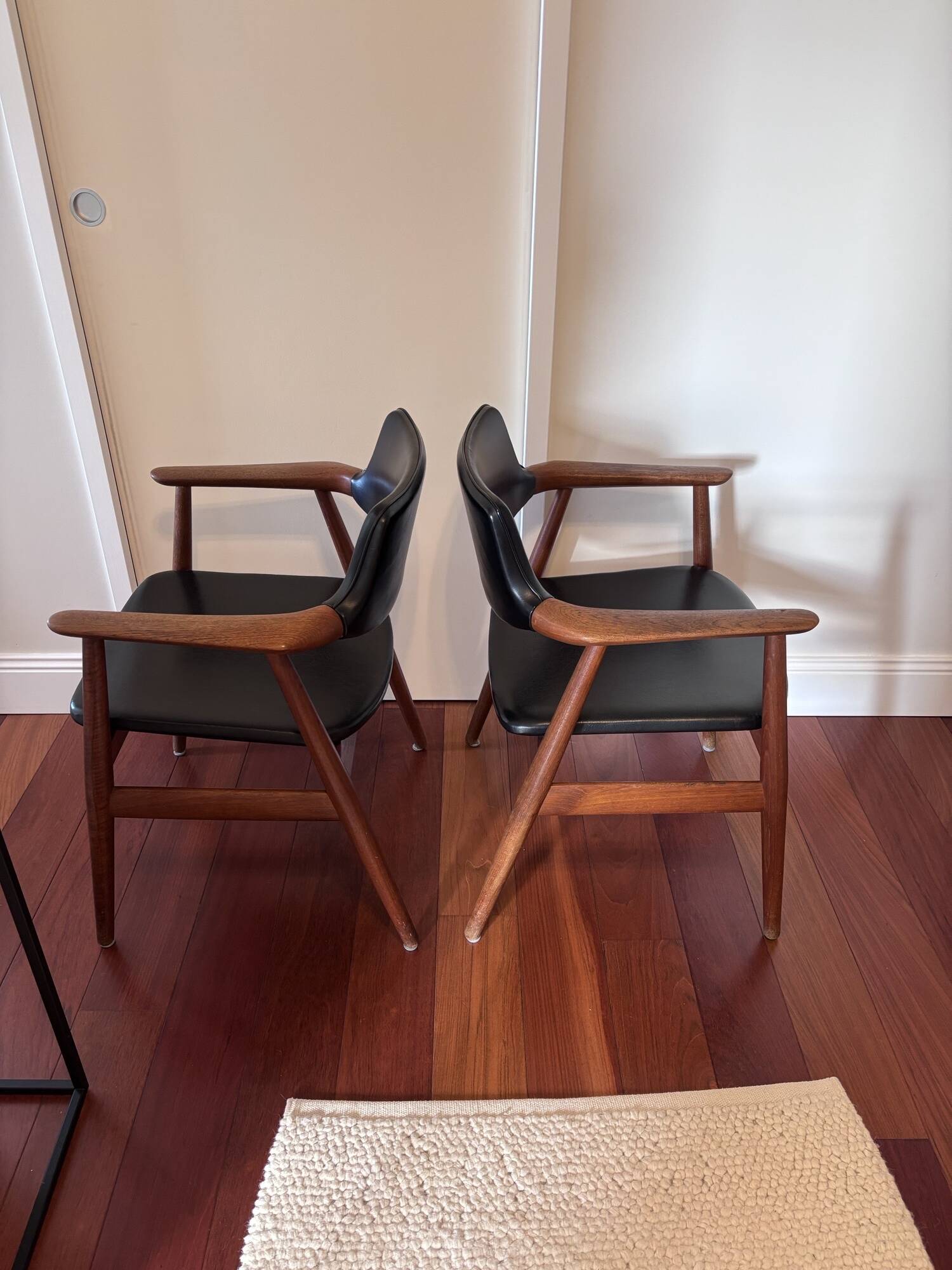 Pair of Armchairs GM11 Svend Age Eriksen – Model GM11 – Glostrup Møbelfabrik