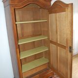 Hat gendarme armoire