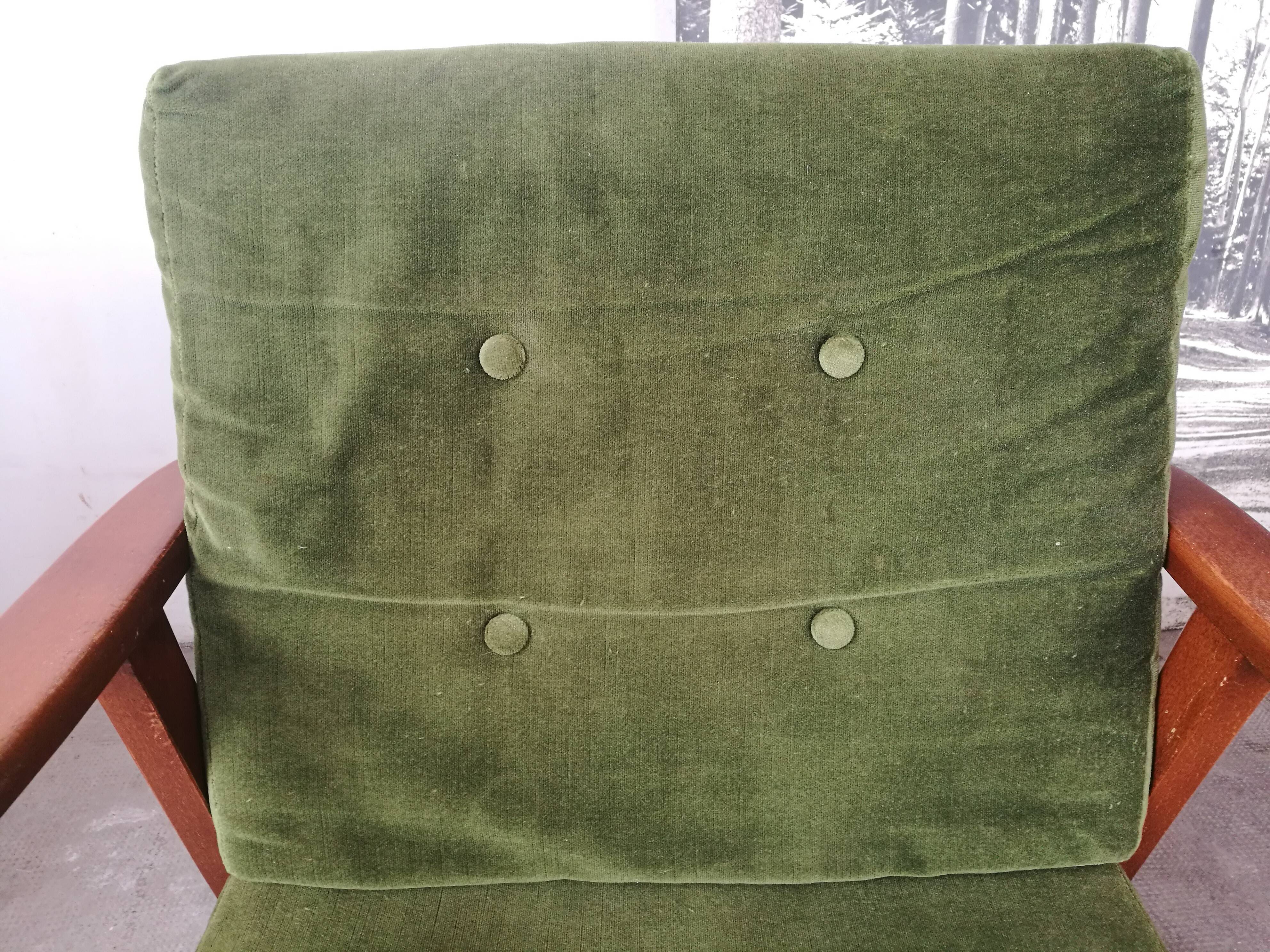 Vintage armchair with Scandinavian shapes