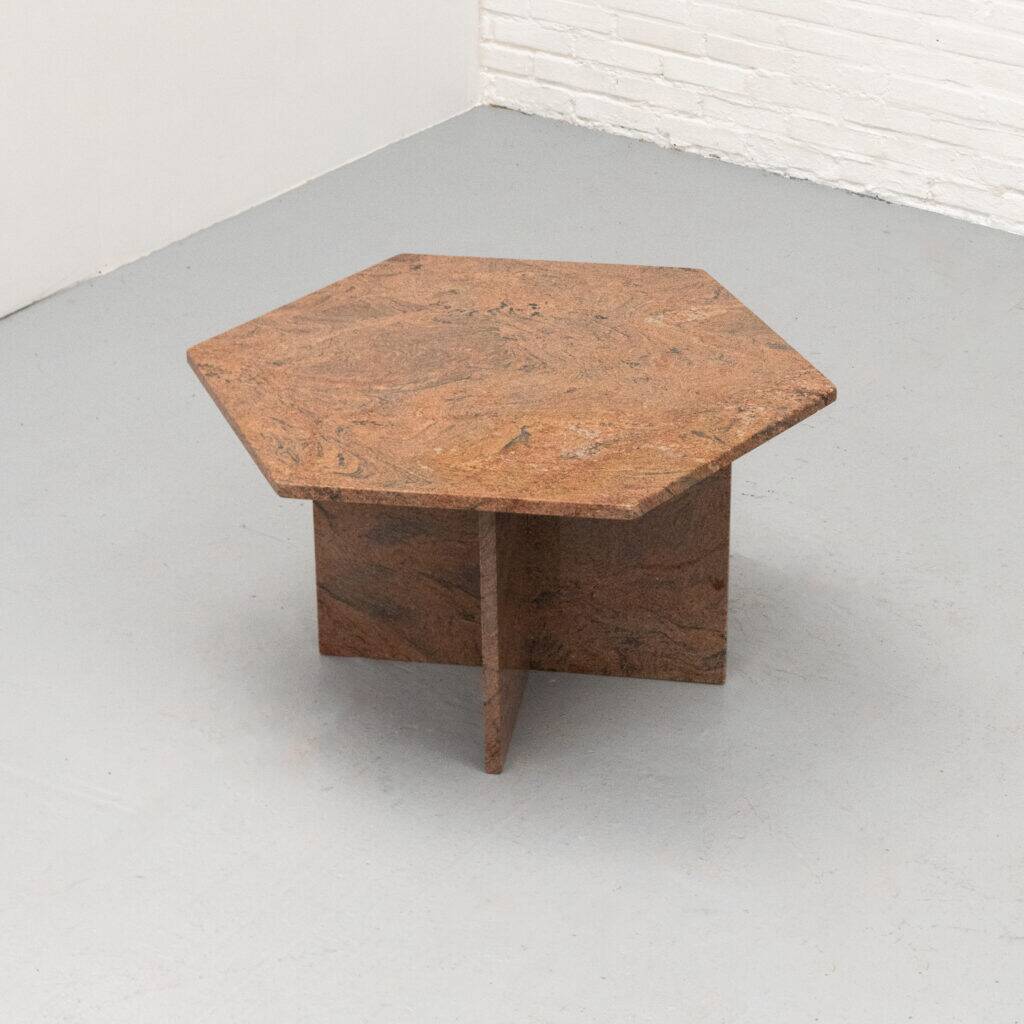 Table basse en granit des années 1970
