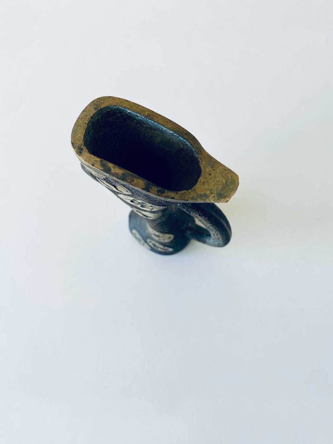 Brutalist bronze vase, the signs of the zodiac