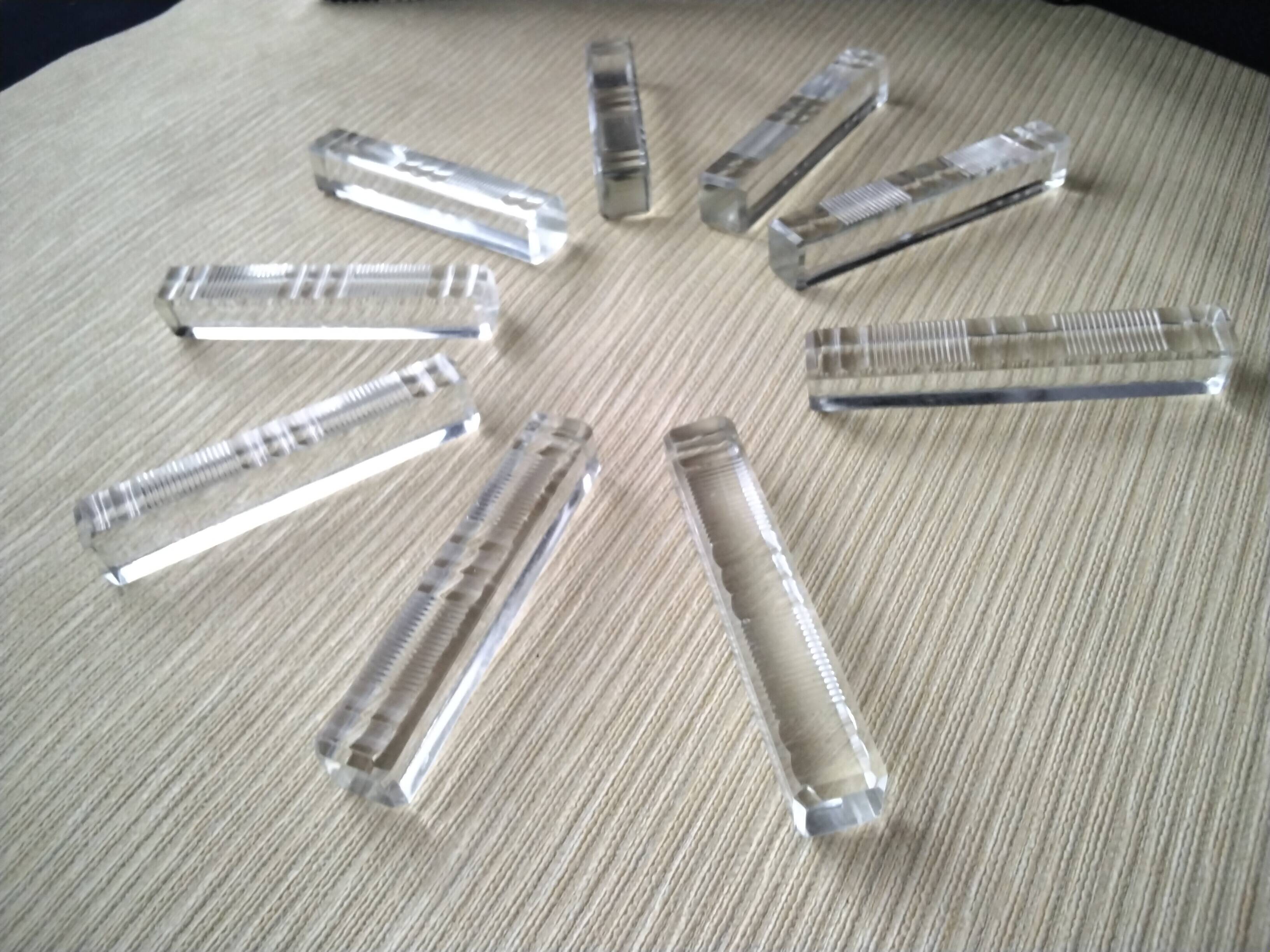 9 crystal knife holder lined decoration on one side