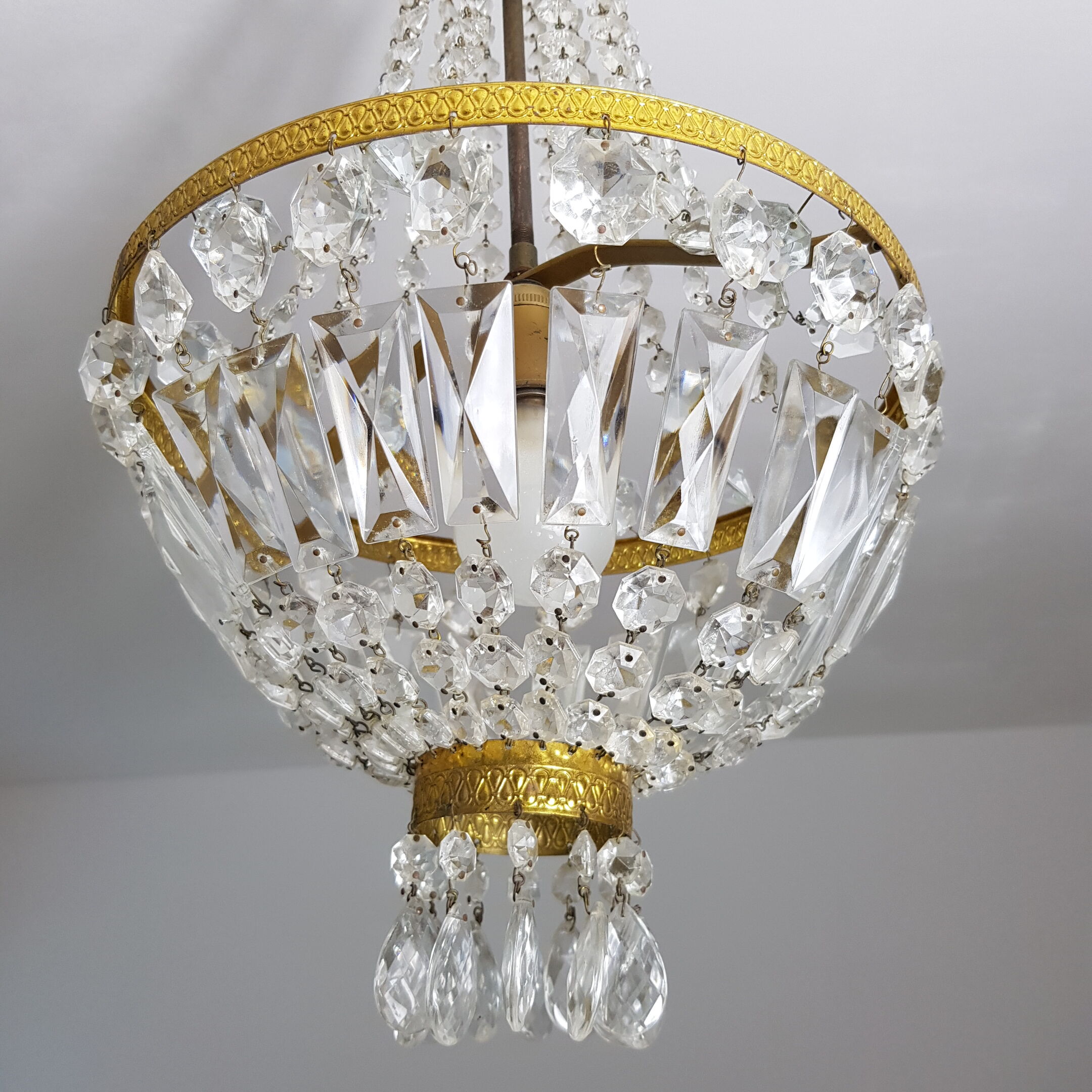 Basket chandelier with stamps