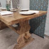 Farm table