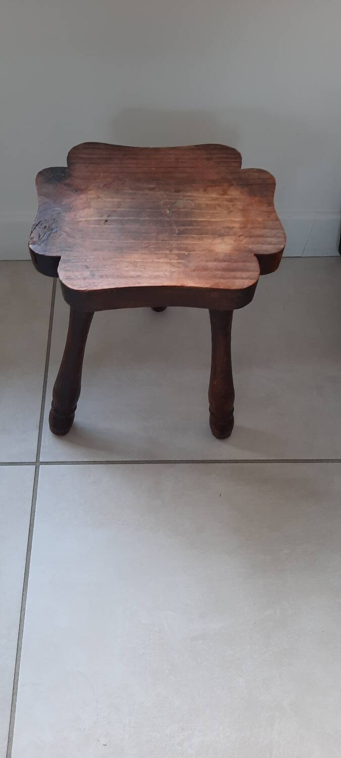 Tripod stool, plant holder