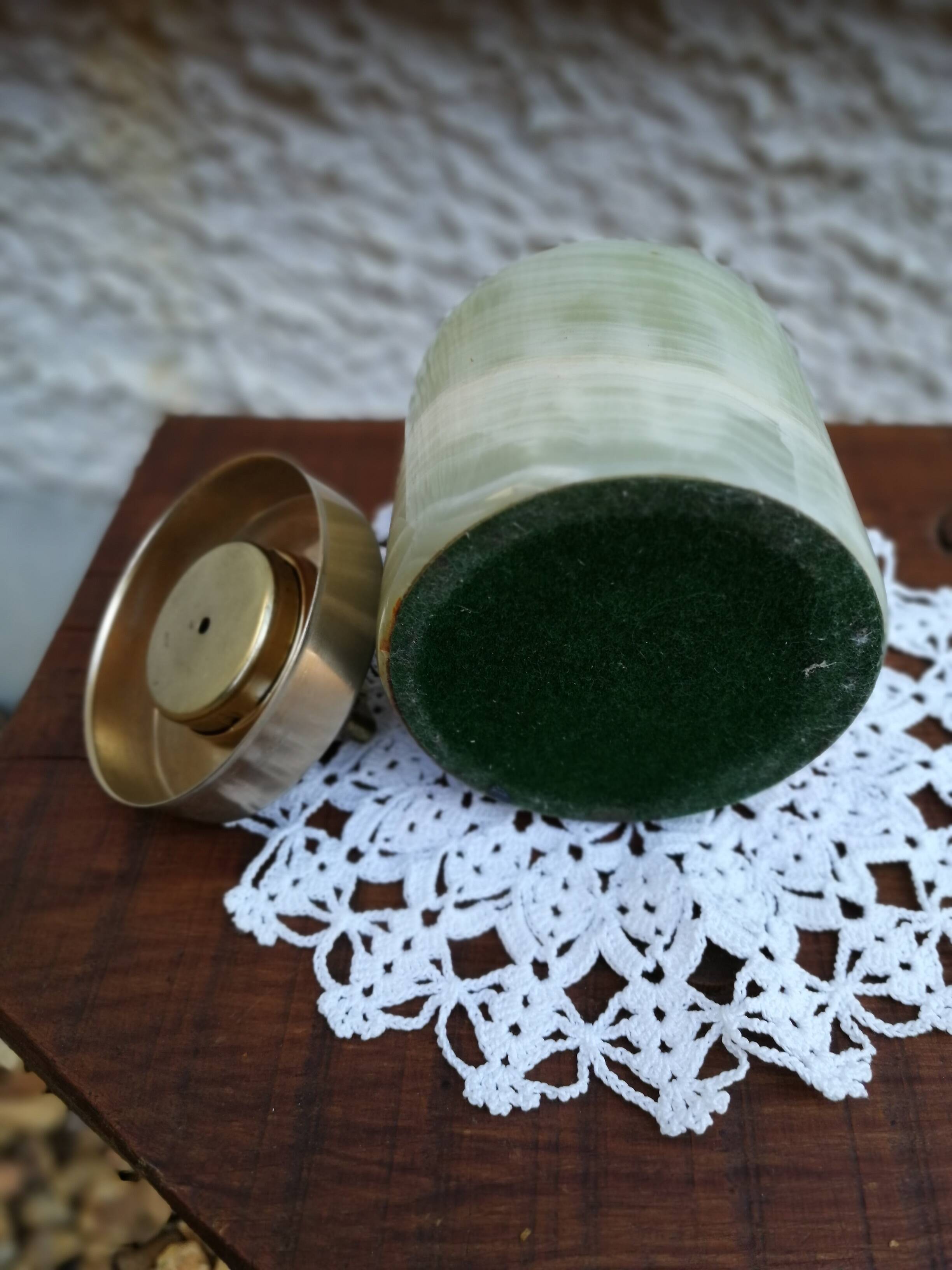 Lighter wears cigarettes