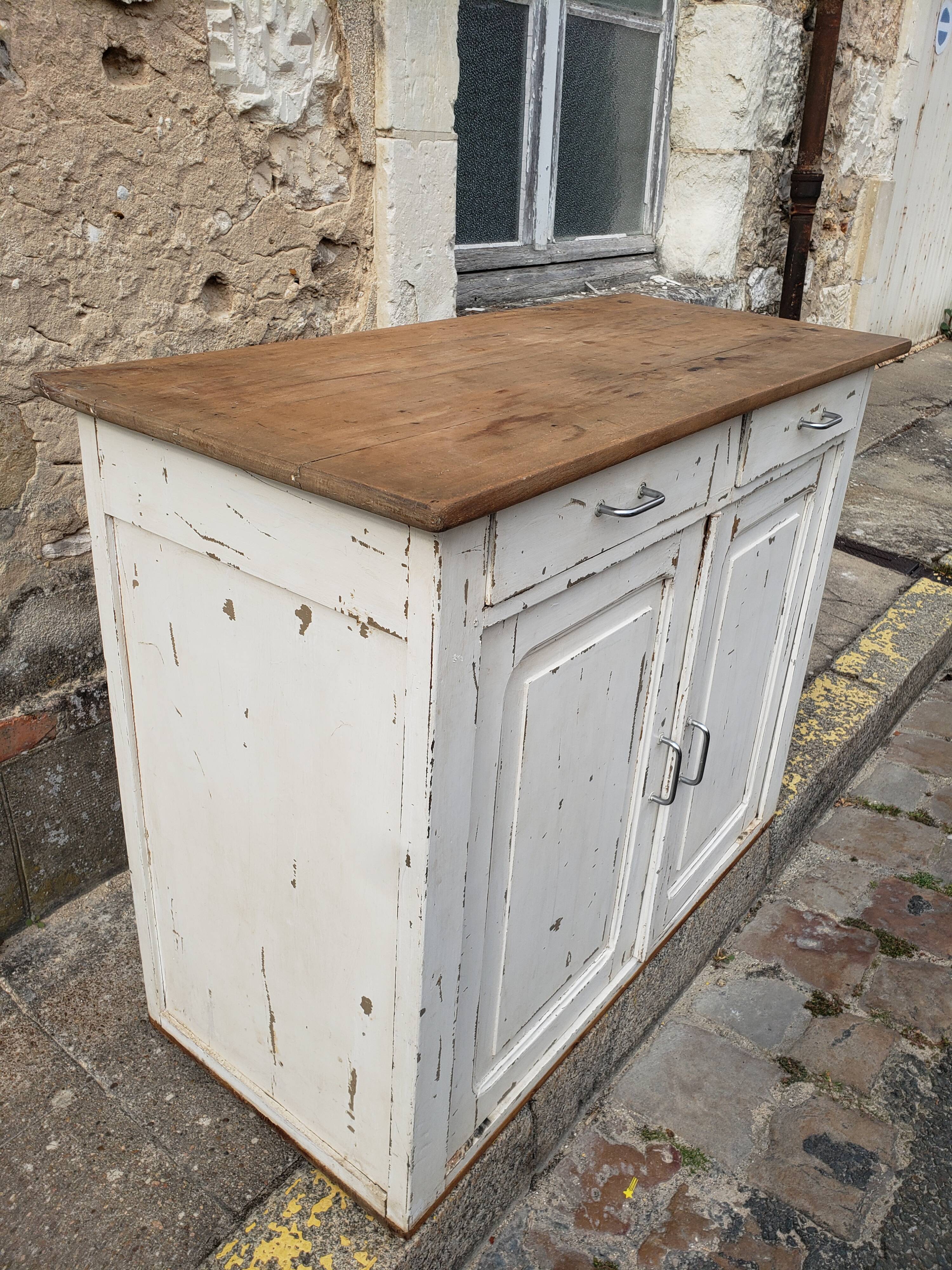 Parisian buffet off-white patina