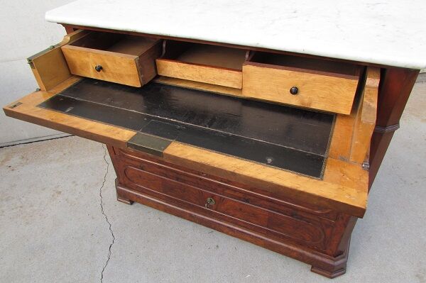 Chest of drawers secretary Louis Philippe in walnut and magnifying glass