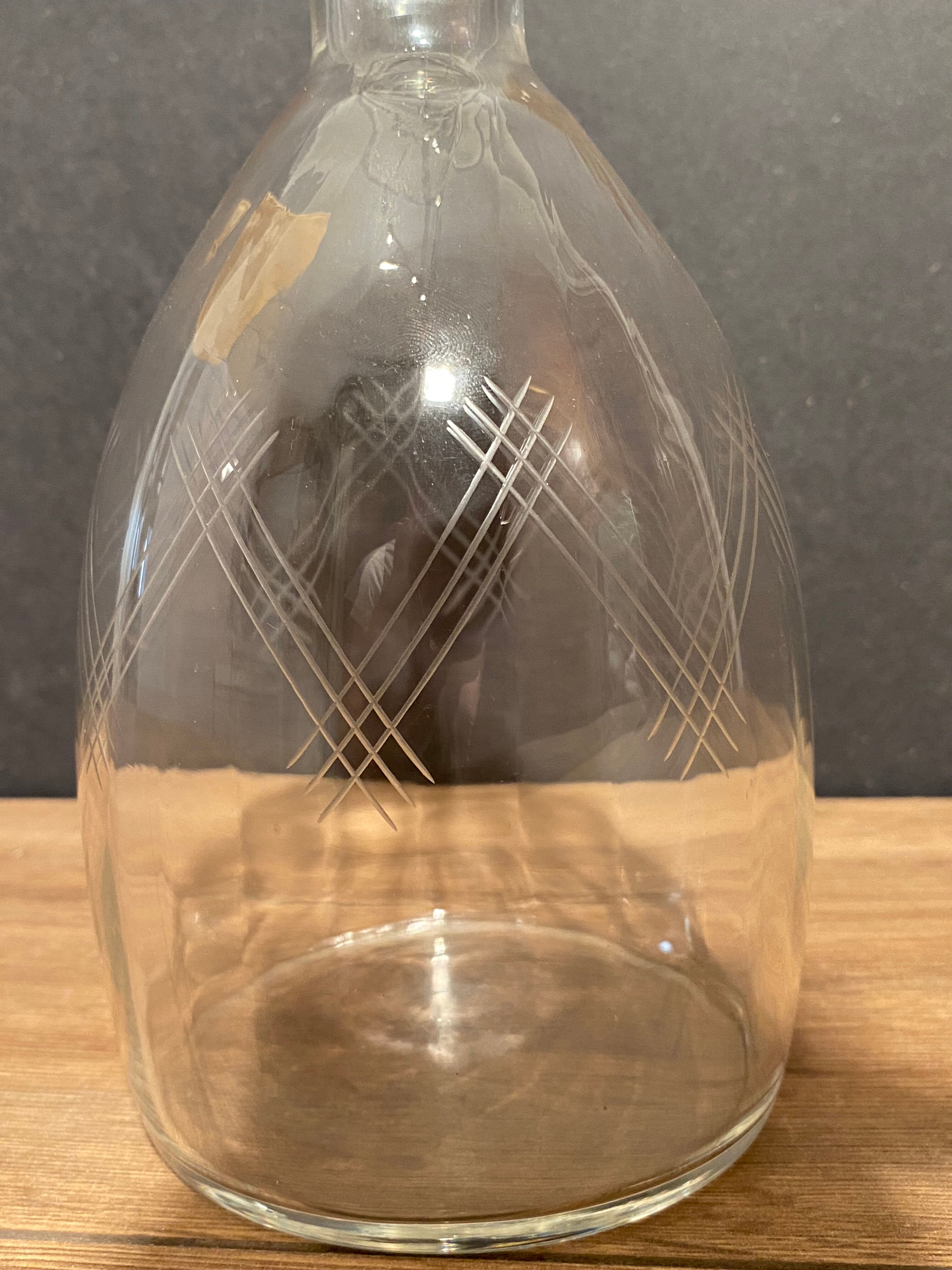 Mid-twentieth glass decanter with cut decoration signed Bayel