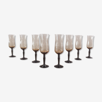 8 flûtes à champagne vintage fumé à pieds noir Arcoroc