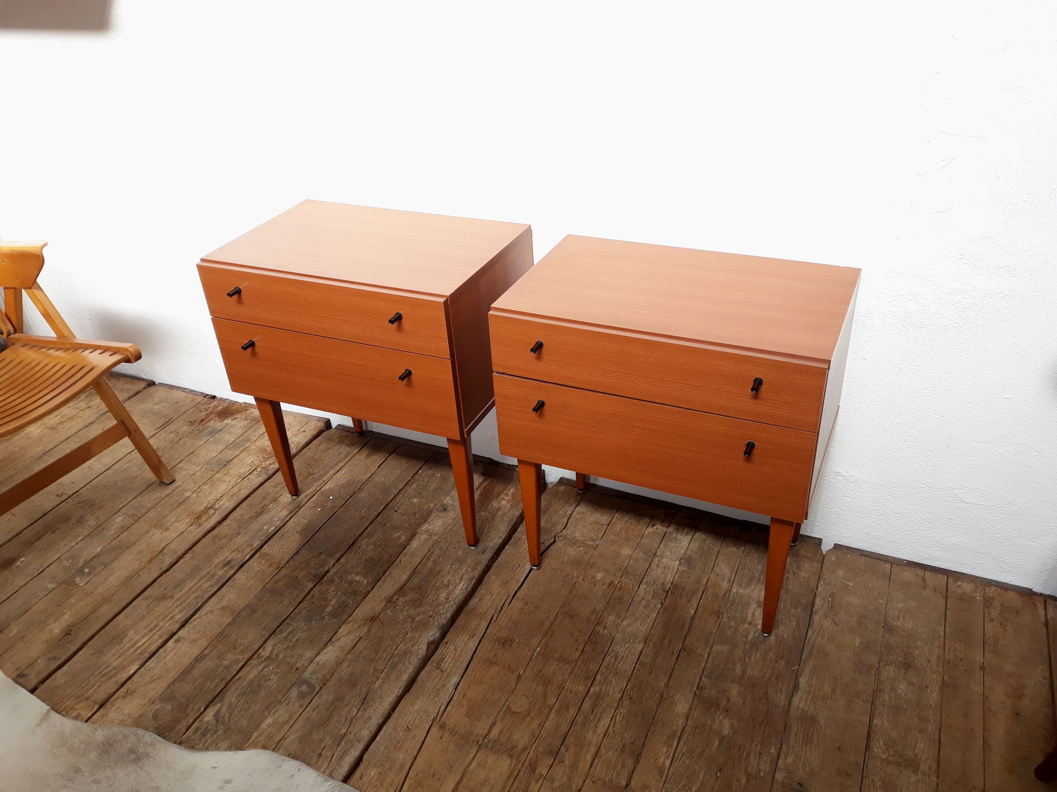 Tables de chevet vintage 1960