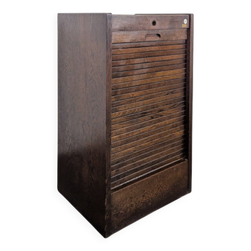 Filing cabinet or roller shutter cabinet