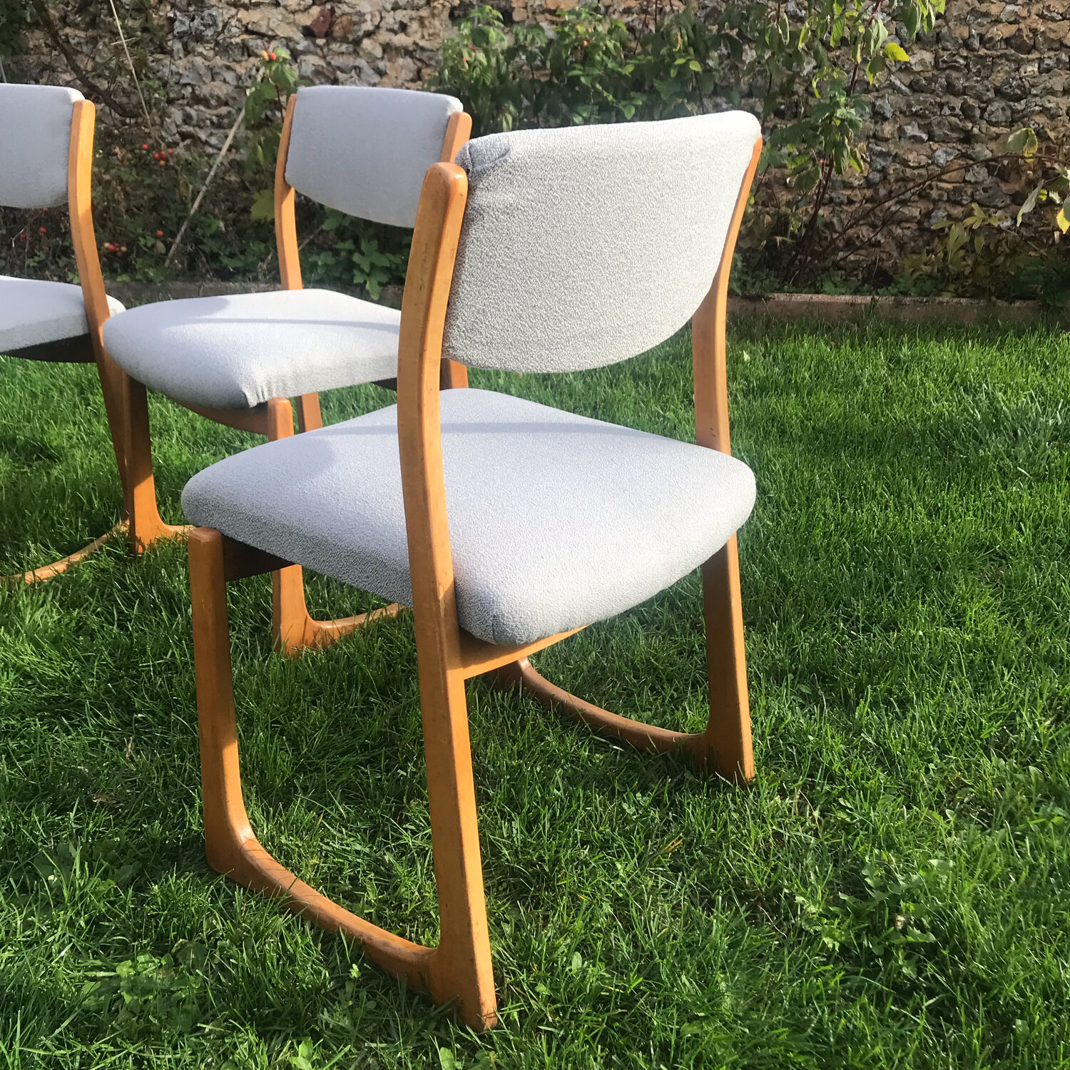 4 vintage 1970 chairs in blond beech