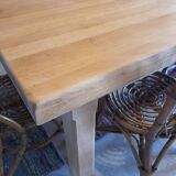 Farm table