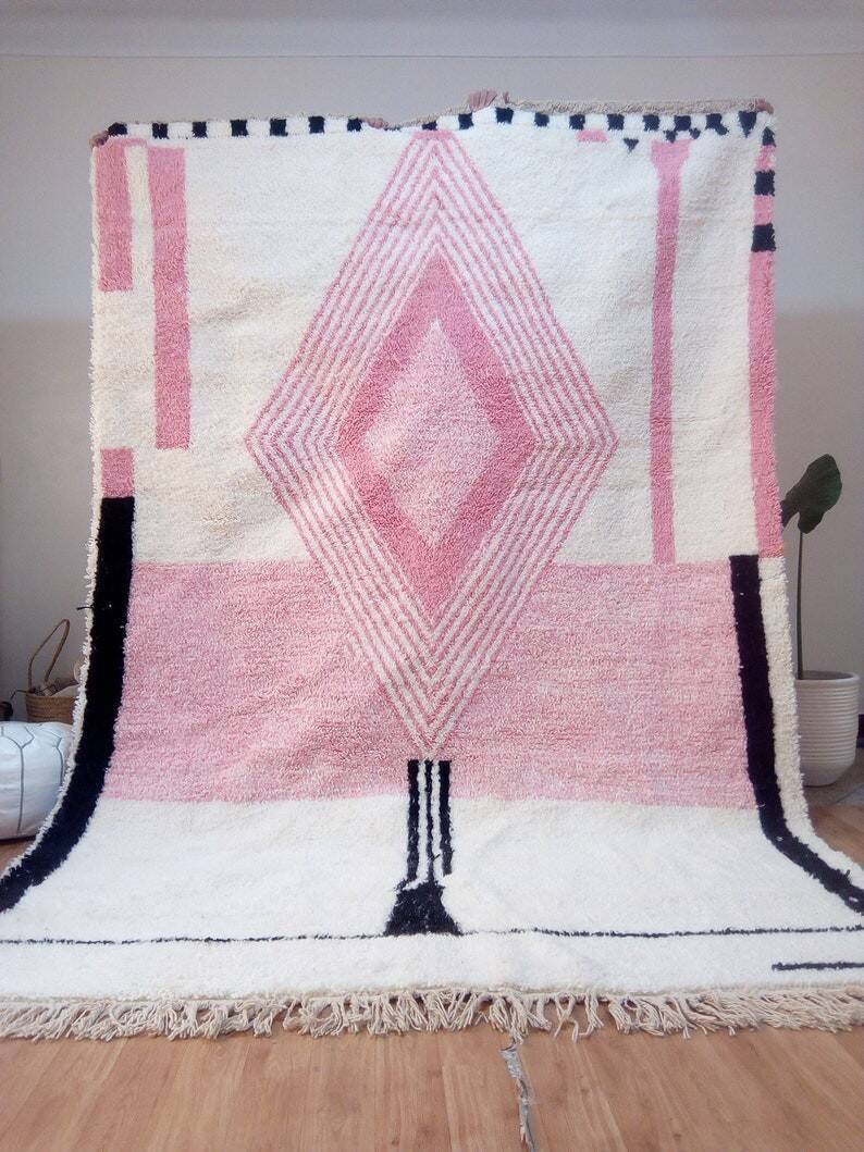 Handwoven Moroccan rug pink - colourful pattern - wool - 305 x 205 cm