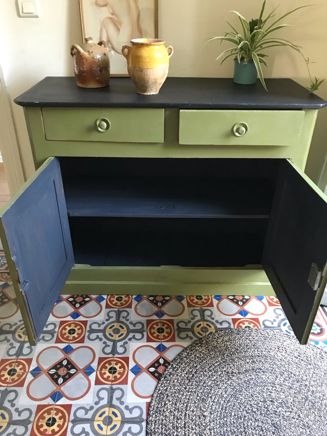 Buffet en bois peint en vert olive, XIXème s.