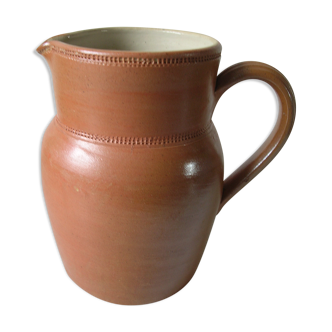 Large pitcher broc carafe in sandstone 19.5 cm deco country country table