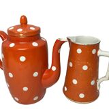 Sarreguemines, two red earthenware jugs with polka dots circa 1940