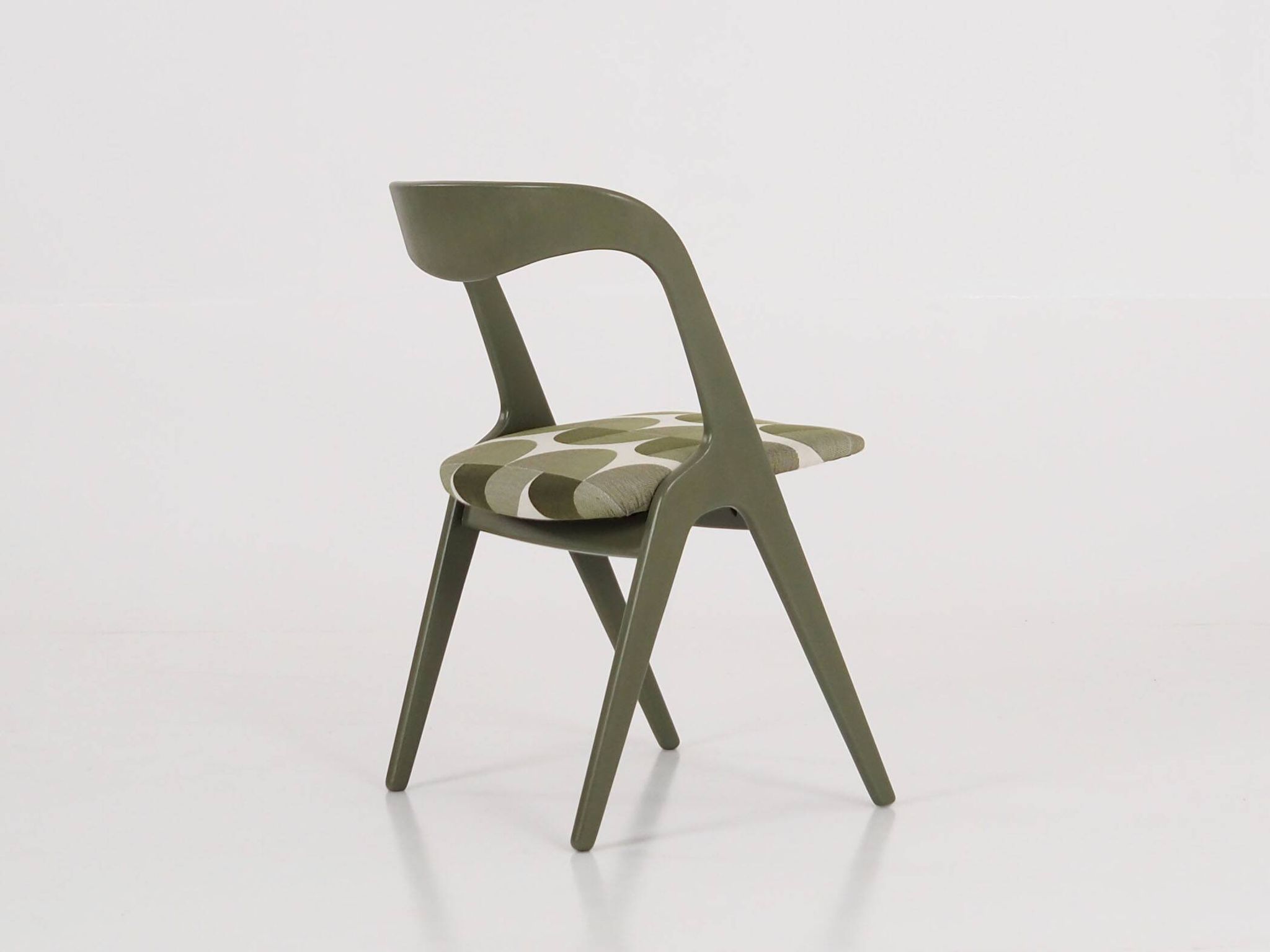 Chaise verte, design danois, années 1970, production : Danemark