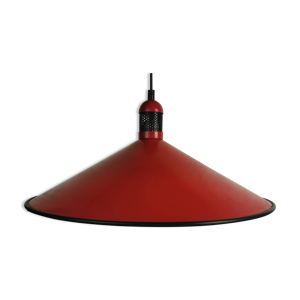 Suspension en métal