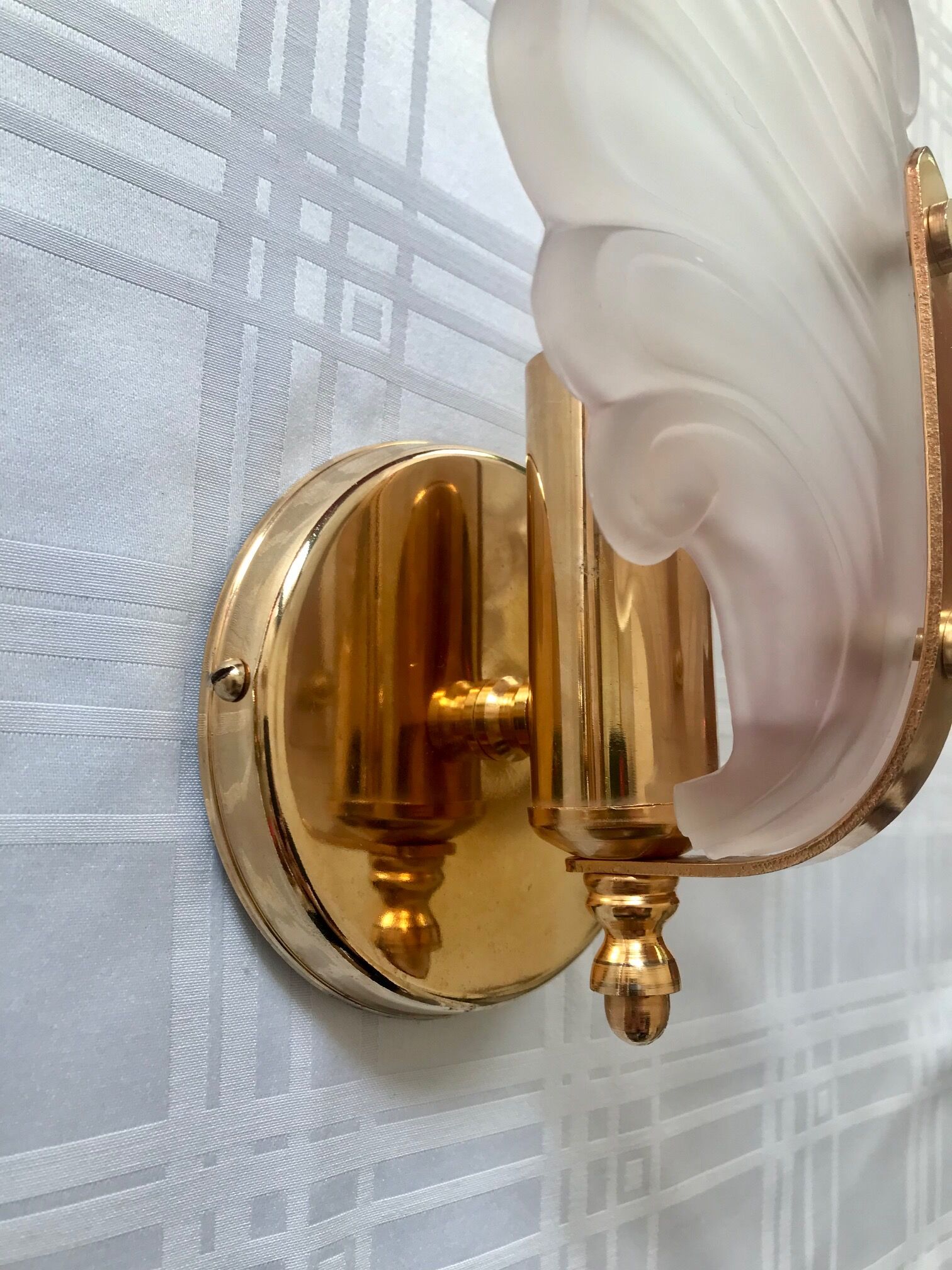 Pair of wall lamps glass sheet