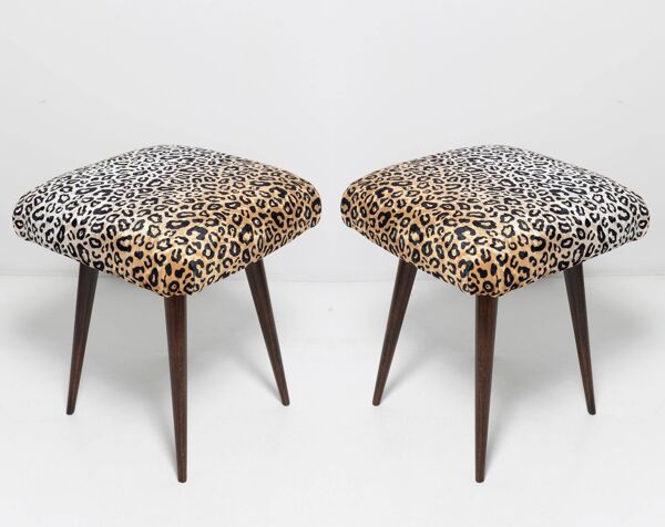 Paire de tabourets vintage en velours léopard du 20ème siècle, Europe, années 1960
