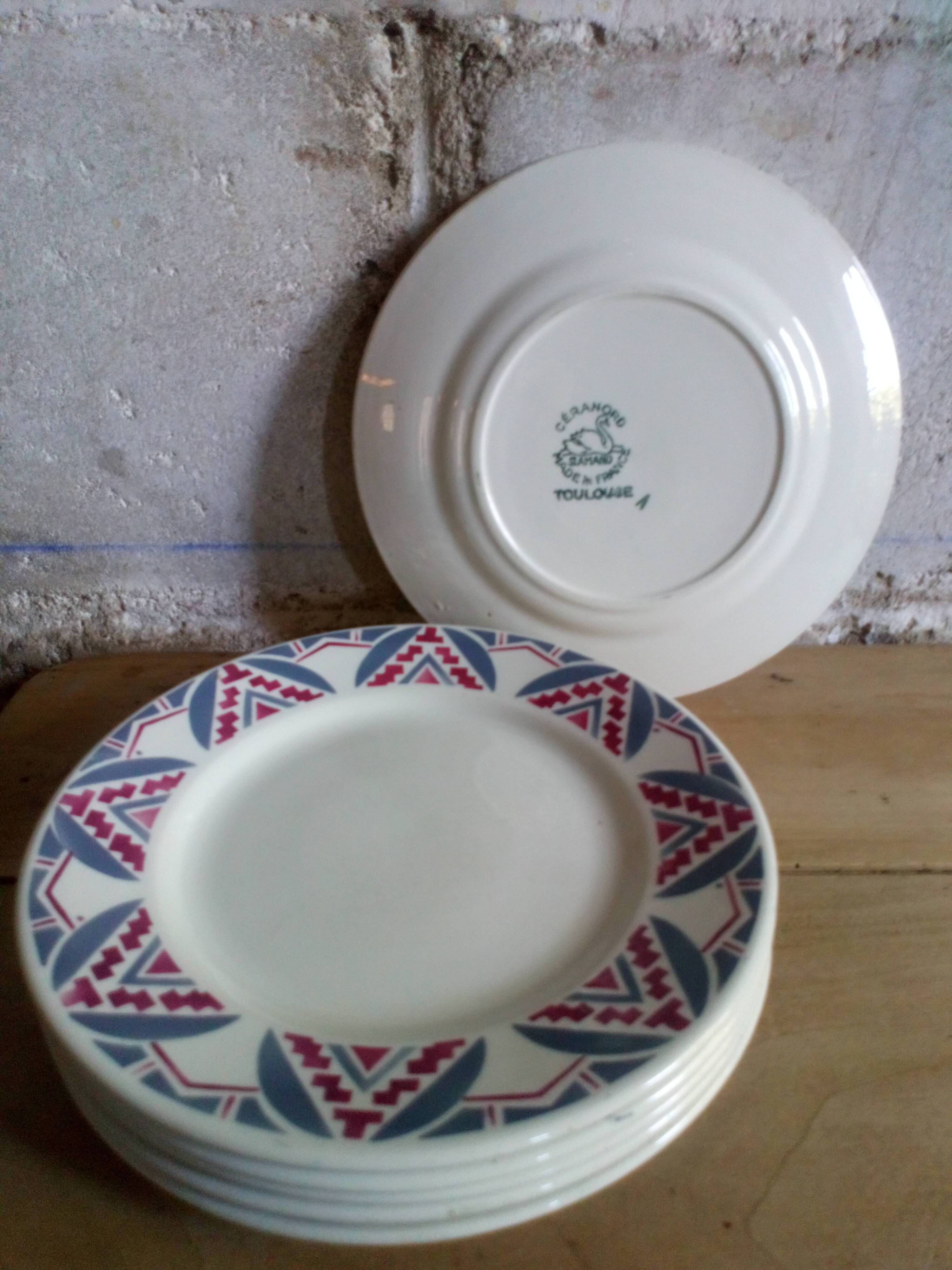 Six dessert plates in Saint-Amand service "Toulouse"