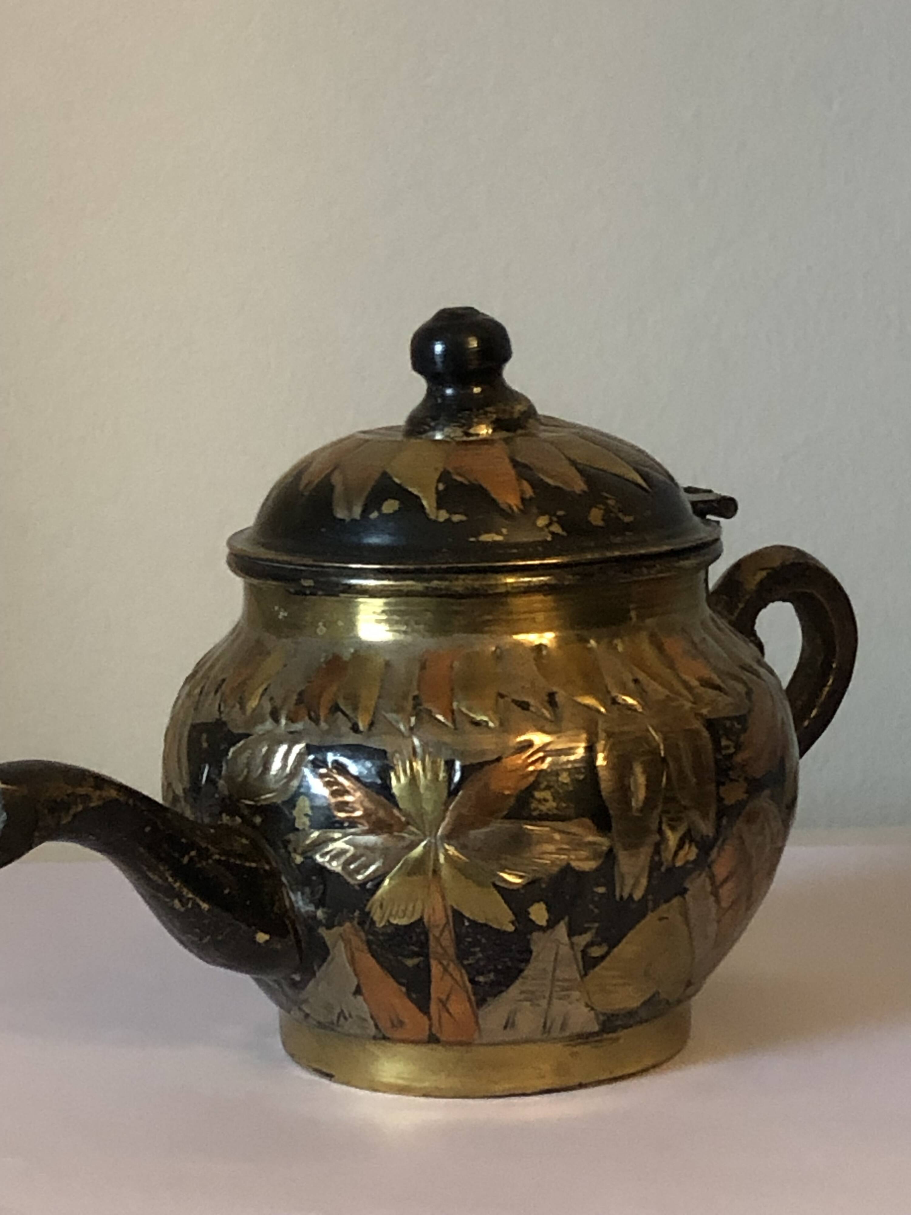 Oriental Teapot / North Africa