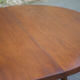 Round wooden table with 1 extension, wooden dining table, dining room table, kitchen table