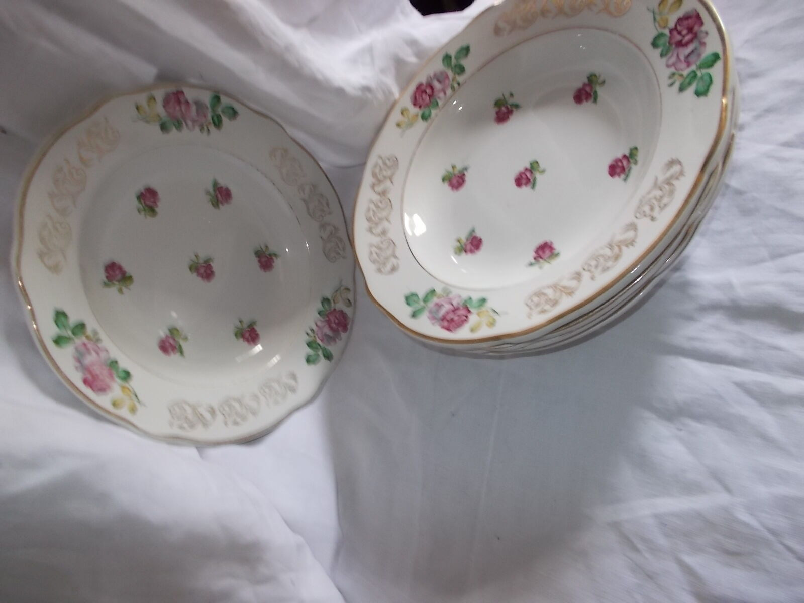 Set of 5 deep plates Luneville model rose.