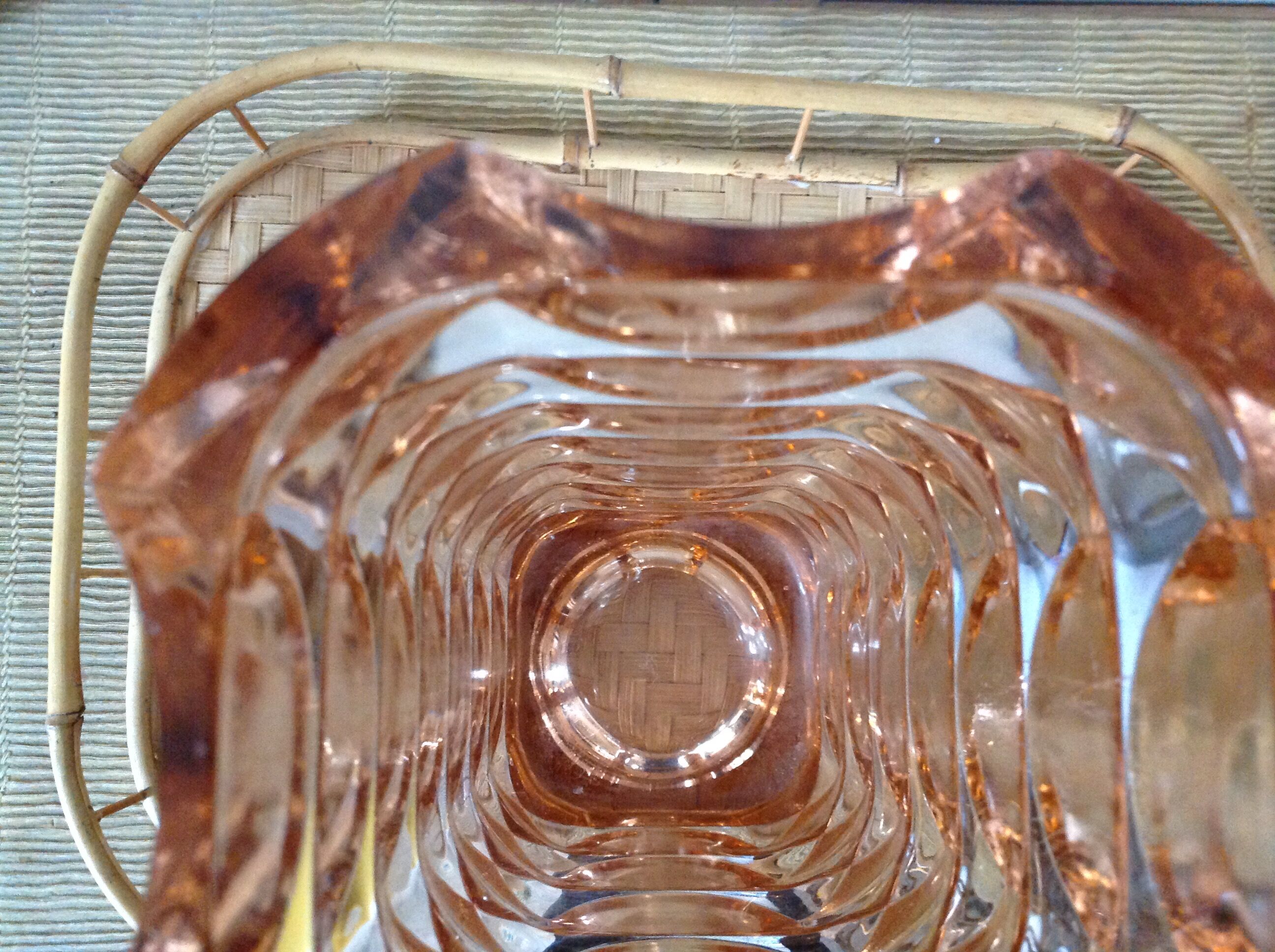 Vase 70s pink chiseled glass
