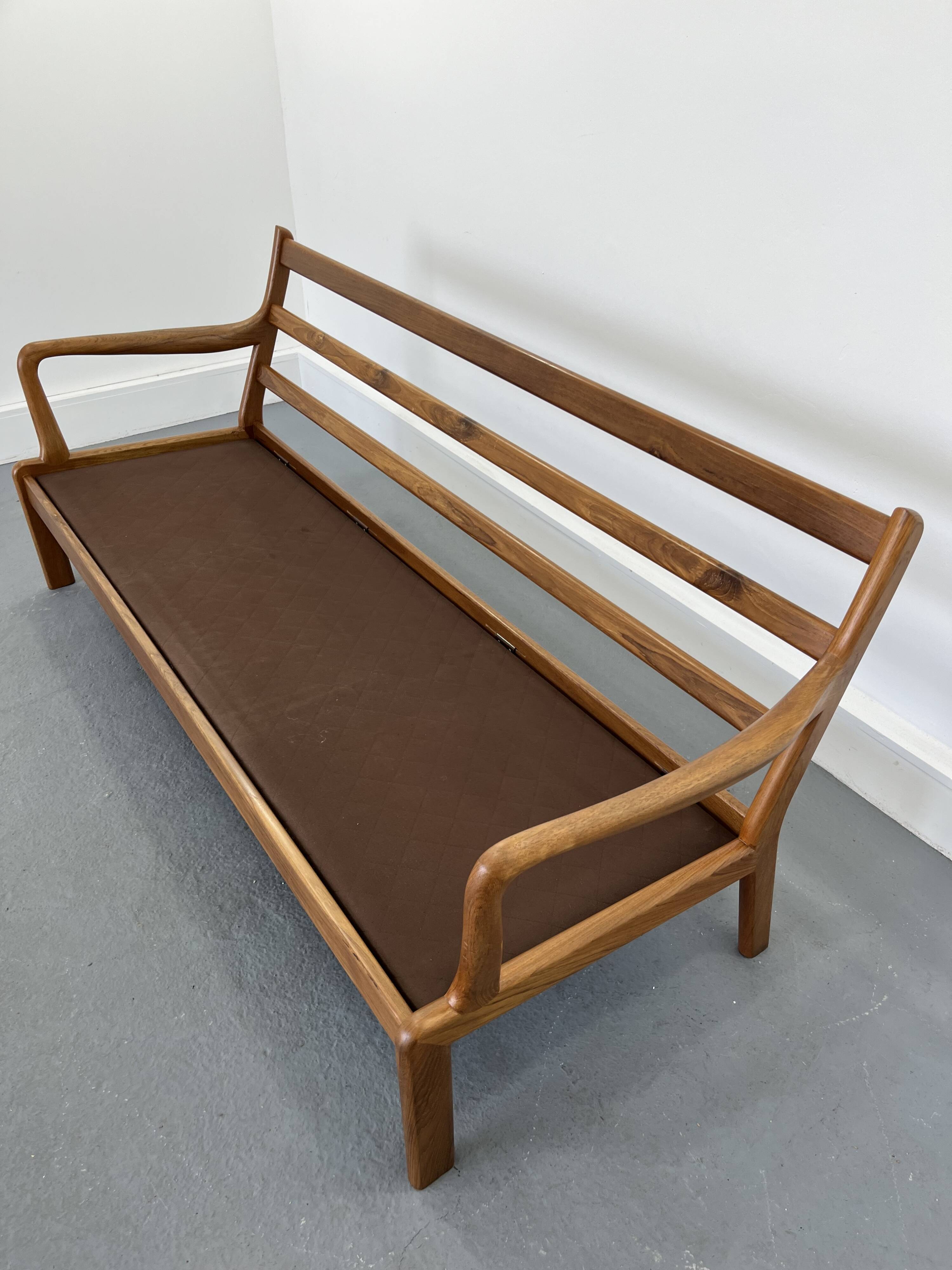Teak sofa from Olsen & Laursen 1960s