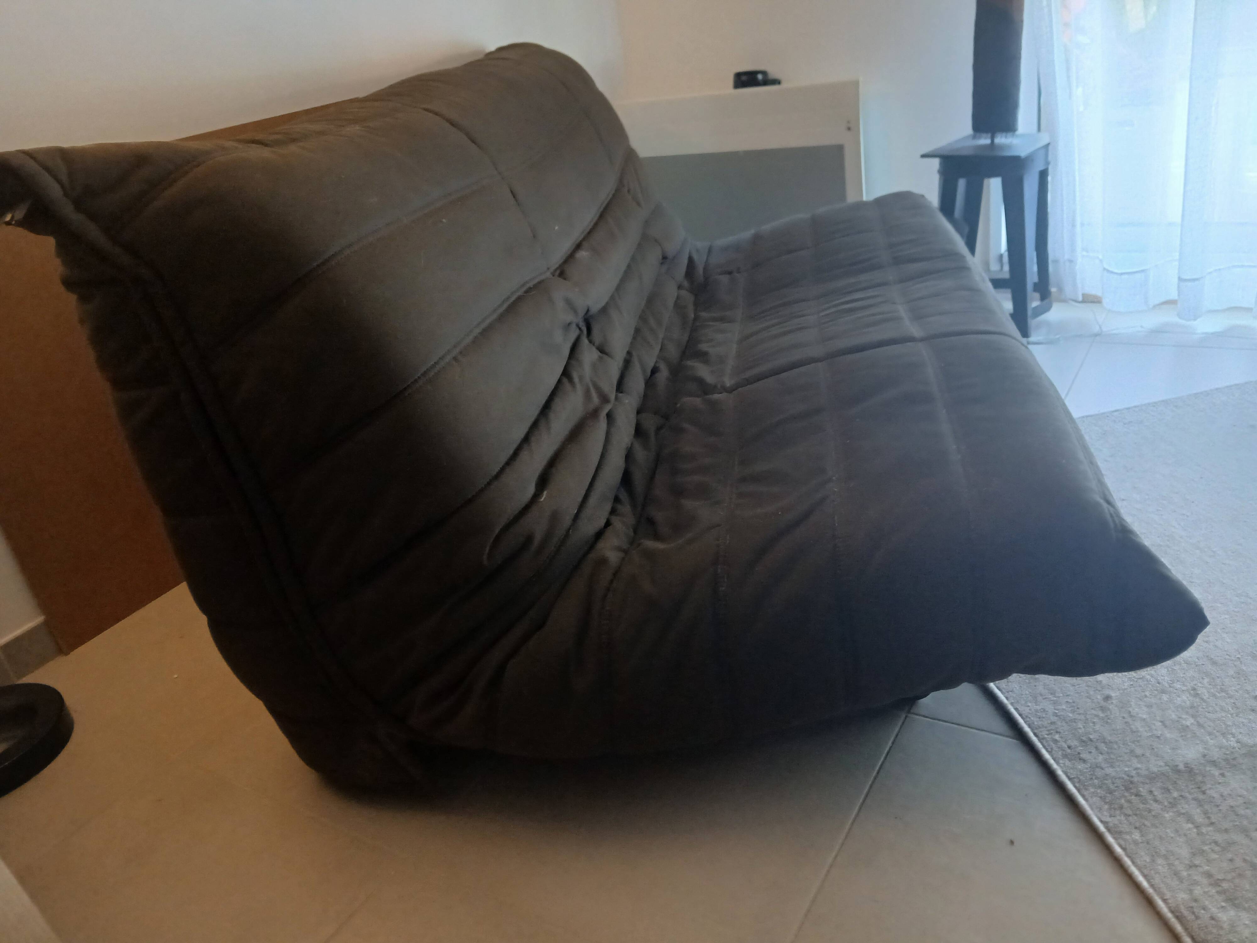 Convertible Togo brand Roset