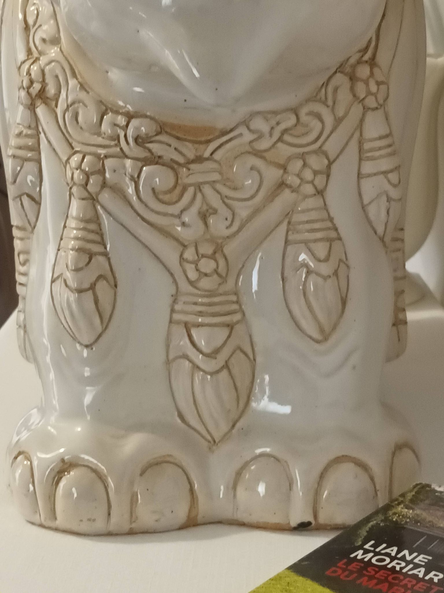 Porte plante éléphant en céramique vintage
