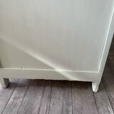 Armoire asymétrique