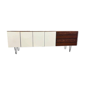 Vintage XL buffet/sofa bed on 'Enro Fabry' hairpin legs.