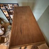 Aerogummed chest of drawers